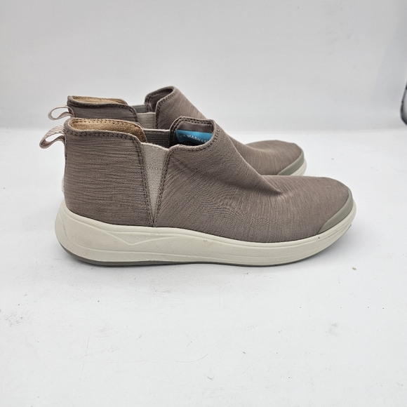 Bzees Tempo Boots | Tan Taupe | Women’s Size 7.5 | Comfortable & Lightweight - Picture 4 of 9